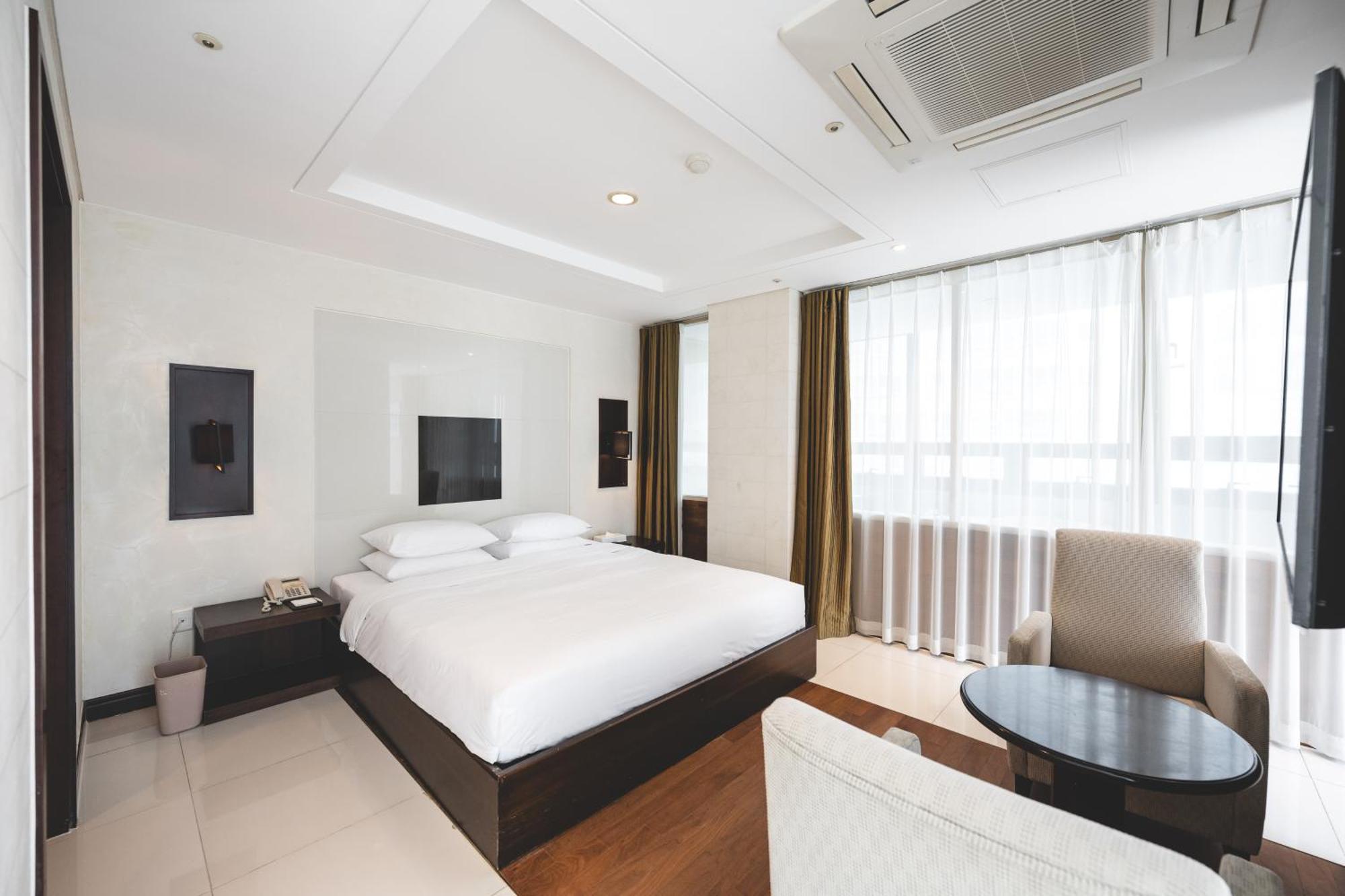 Sunset Hotel Busan Bilik gambar